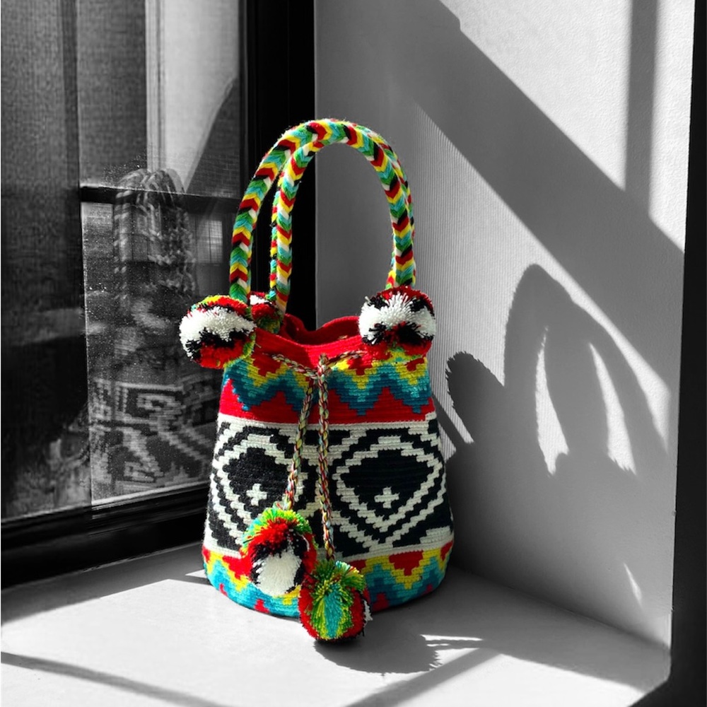 Authentic Wayuu Handmade Shoulder Strap Purse Mochila Pom Pom Bag